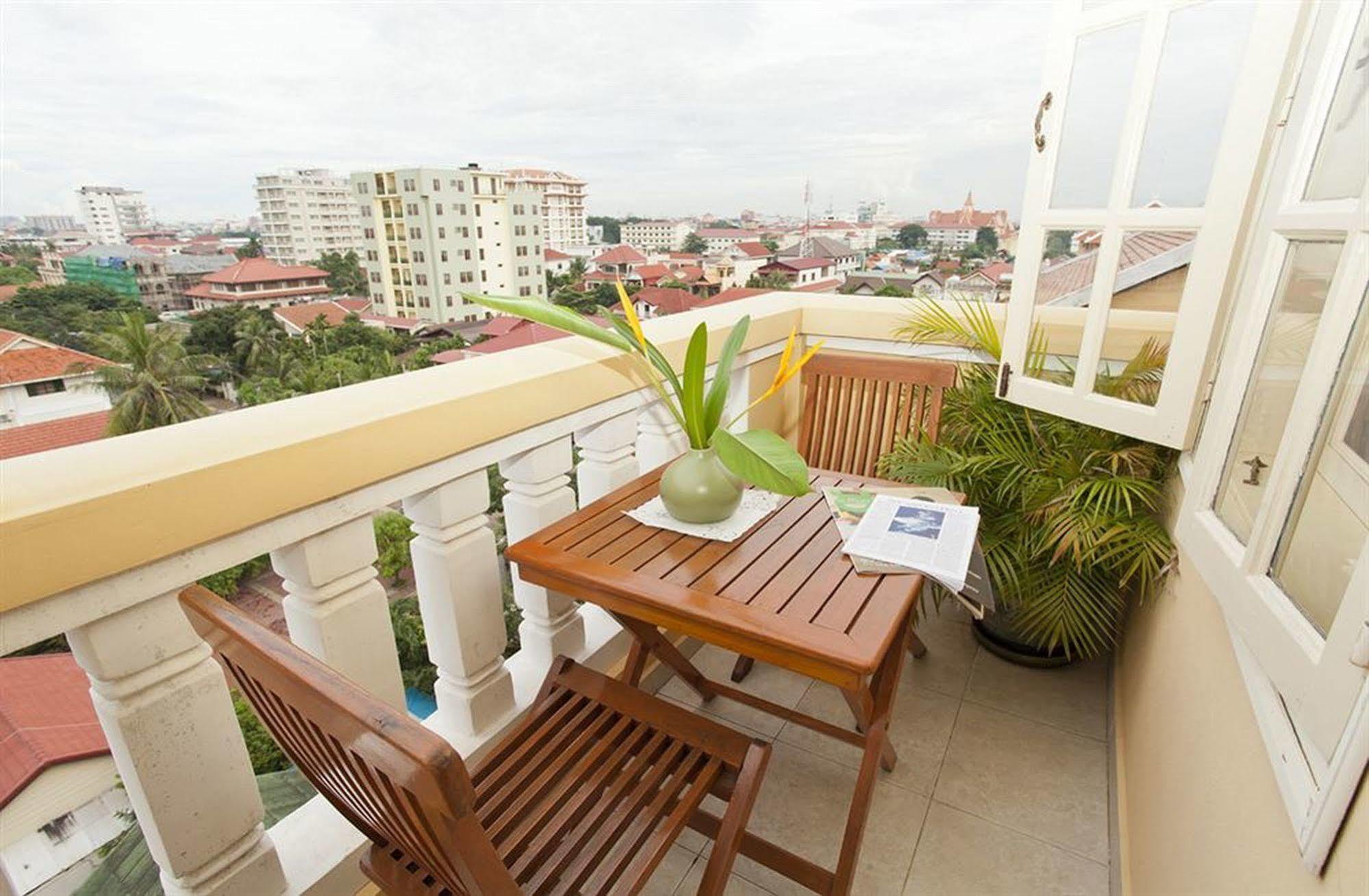 Grand Residence Phnom Penh Exterior foto